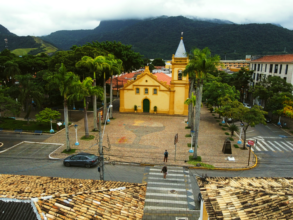 Praça da Igreja Matriz de São Sebastião.