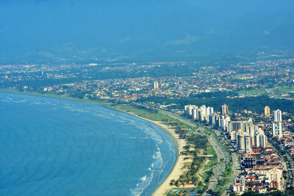 Vista aérea da Praia do Camoreiro.